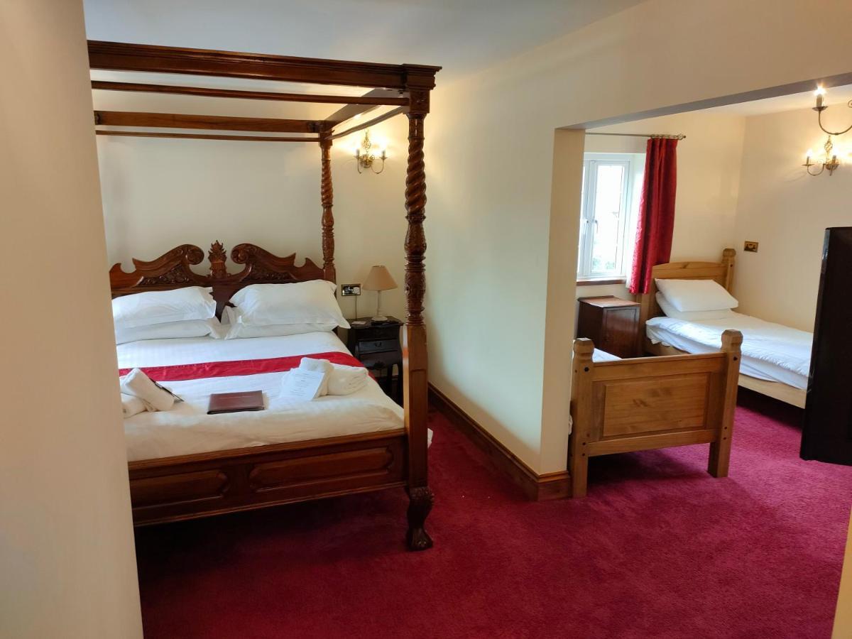 Great Trethew Manor Hotel & Self Catering Lodges Liskeard Exterior photo